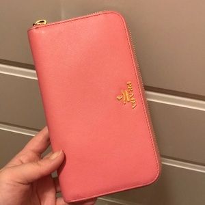 used prada continental wallet
